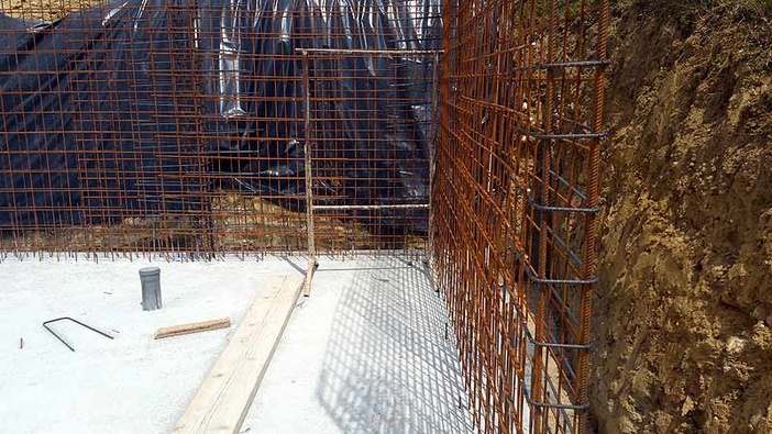 Kroz odnos betona i armature do odnosa vjere i razuma