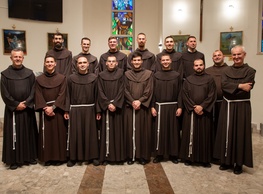 Podjela službi lektorata i akolitata